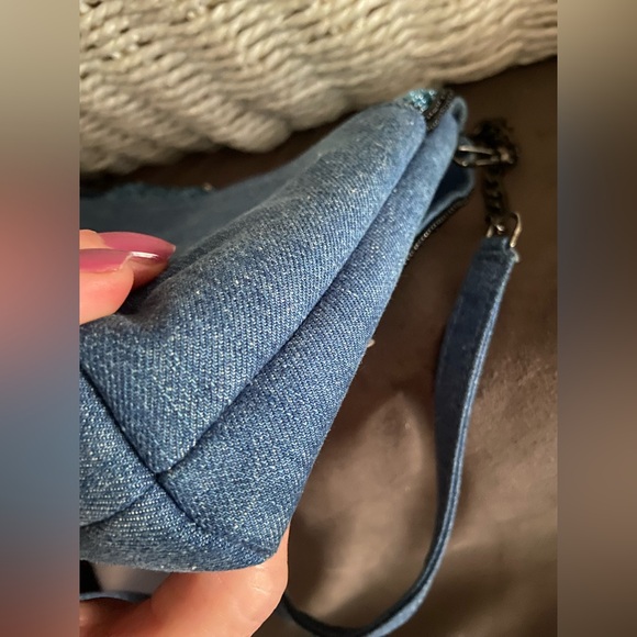 MARY FRANCES Queen Flamingo Embellished Denim Novelty Handbag - Picture 8 of 15